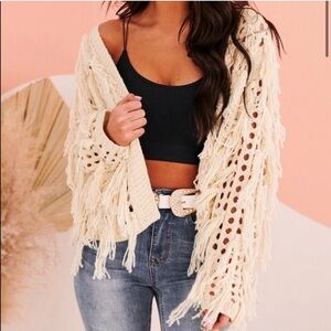 EUC BLUE B SHAG SWEATER OFF WHITE (M)